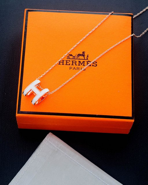 Hermes Necklace-21